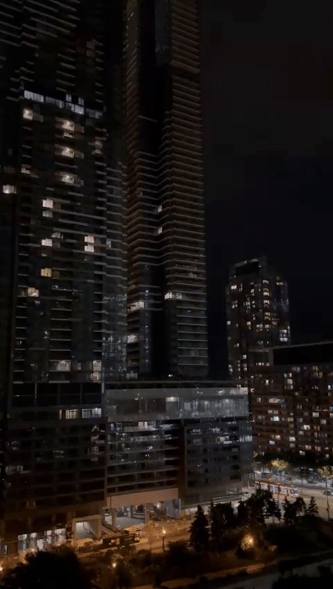 1000008070-ezgif.com-video-to-gif-converter.gif