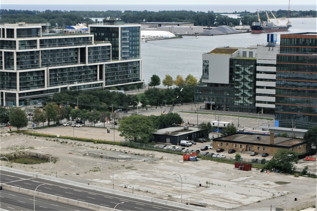 11 - Queens Quay.JPG