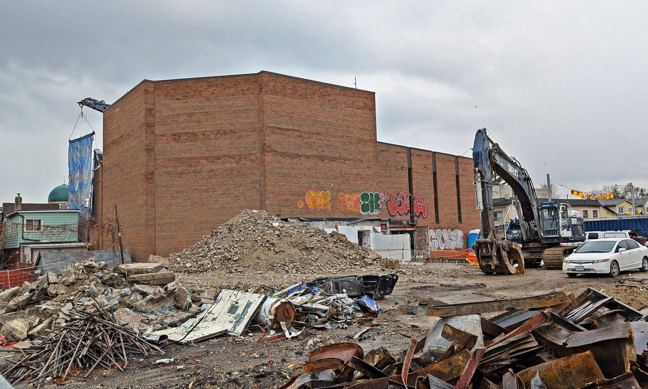 1111danforth-023.jpg