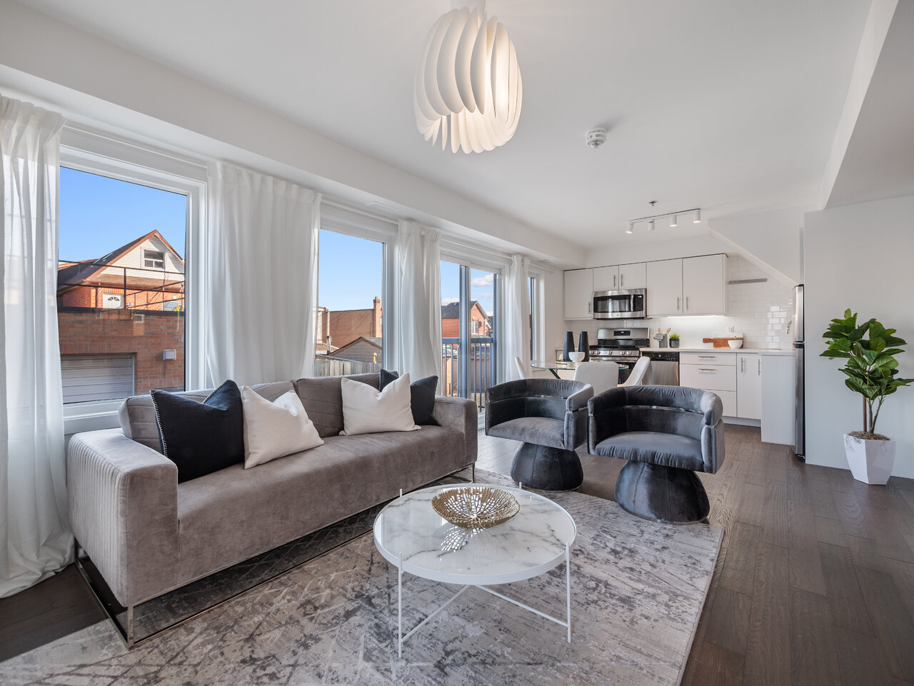 1183 dufferin street-7.jpg