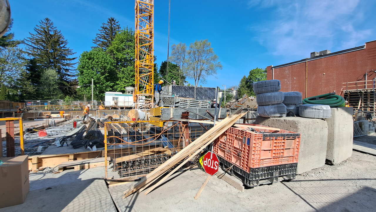 1414bayview-02.jpg