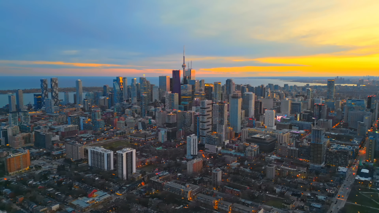 (16) Toronto at Dusk 00-00-18.png