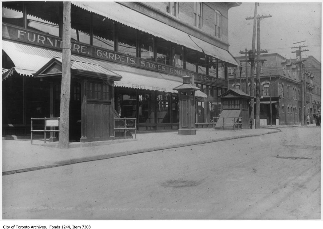 1913.jpg