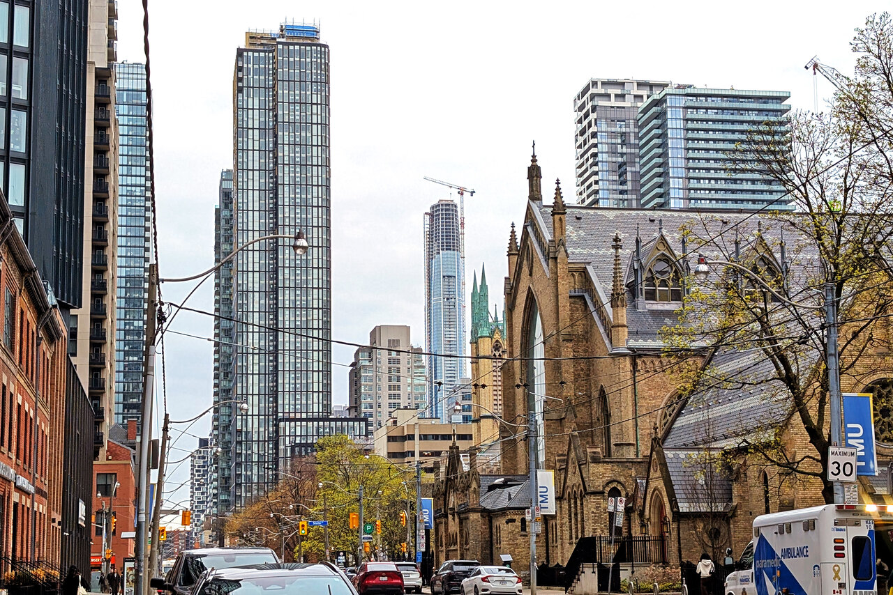 1yonge-011.jpg