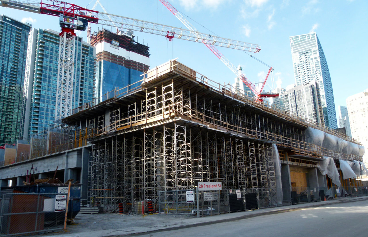 1Yonge1.jpg