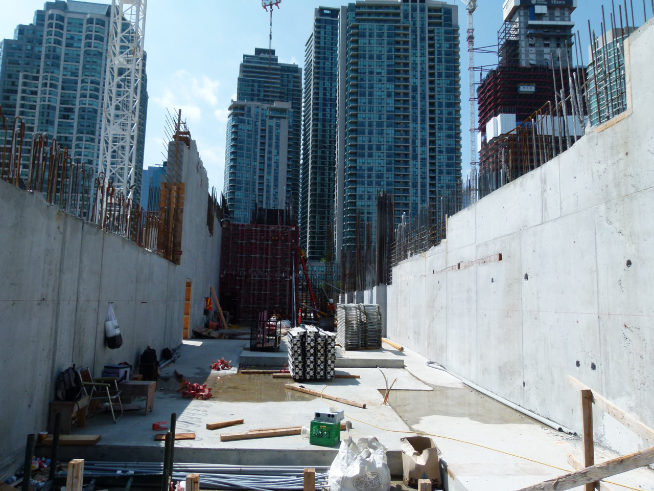 1Yonge5.jpg
