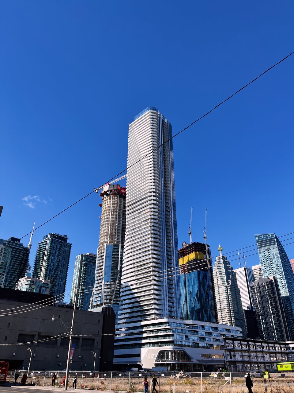 1Yonge_3.JPG