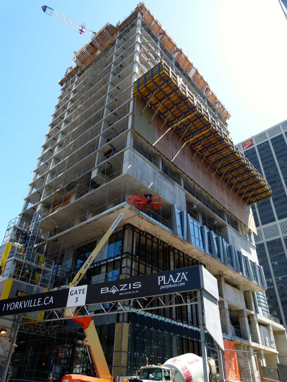 1Yorkville.1.jpg