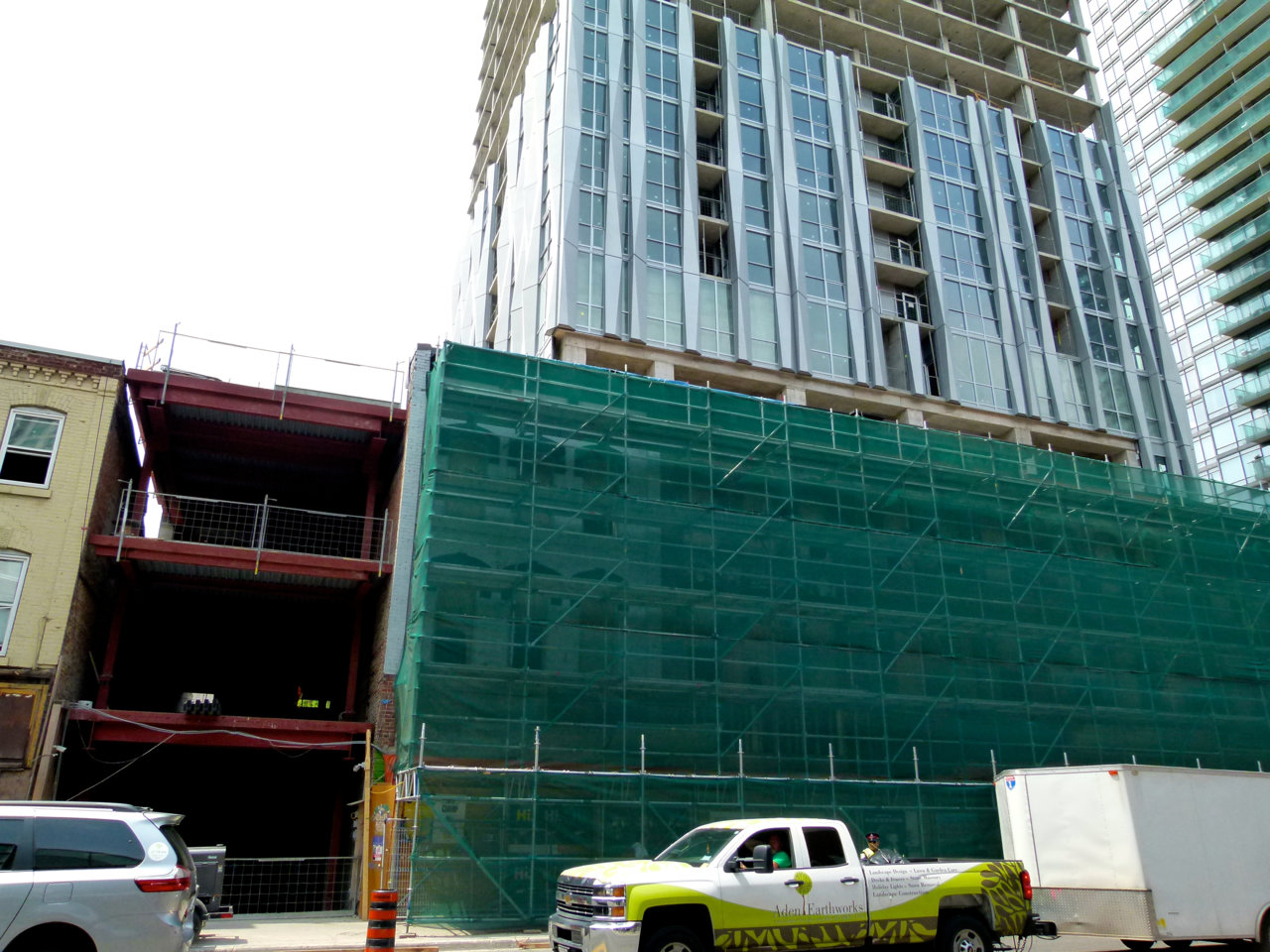 1Yorkville.1.jpg