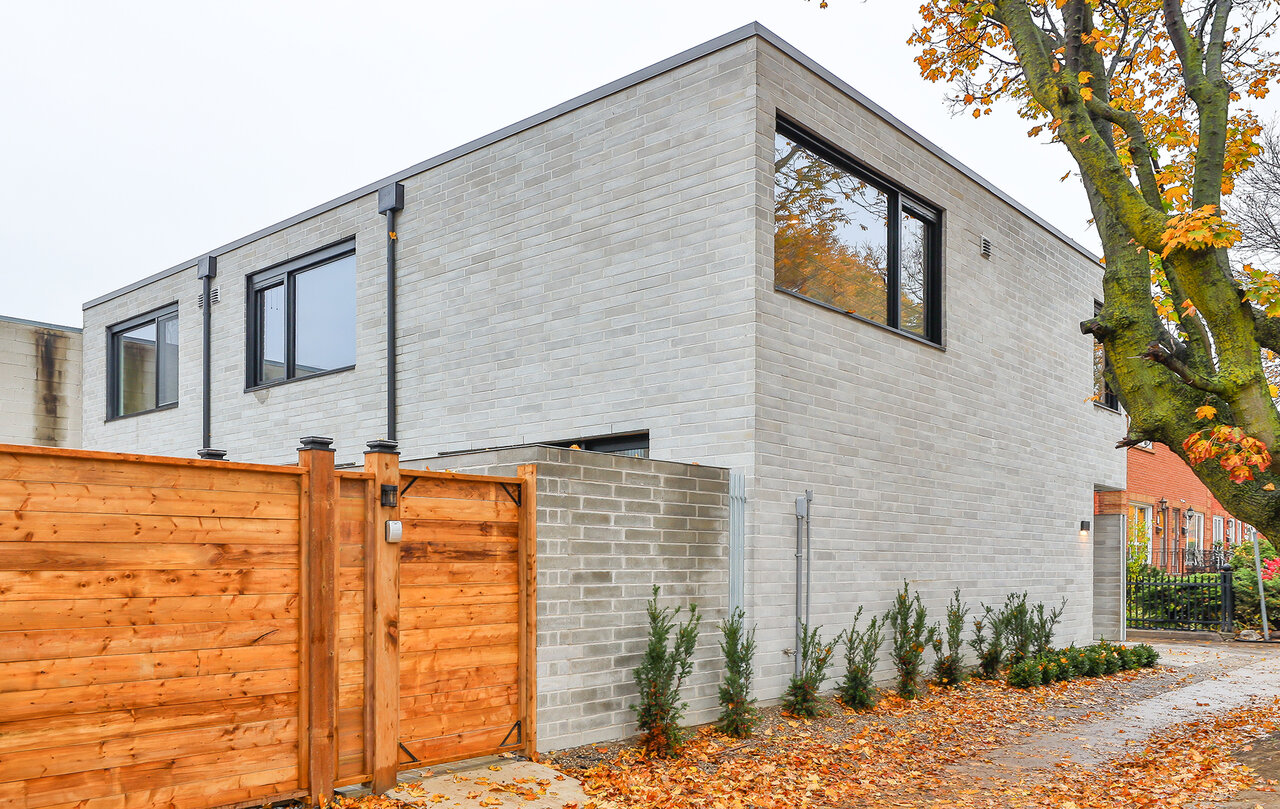 2.1406-Dufferin-St-.jpg
