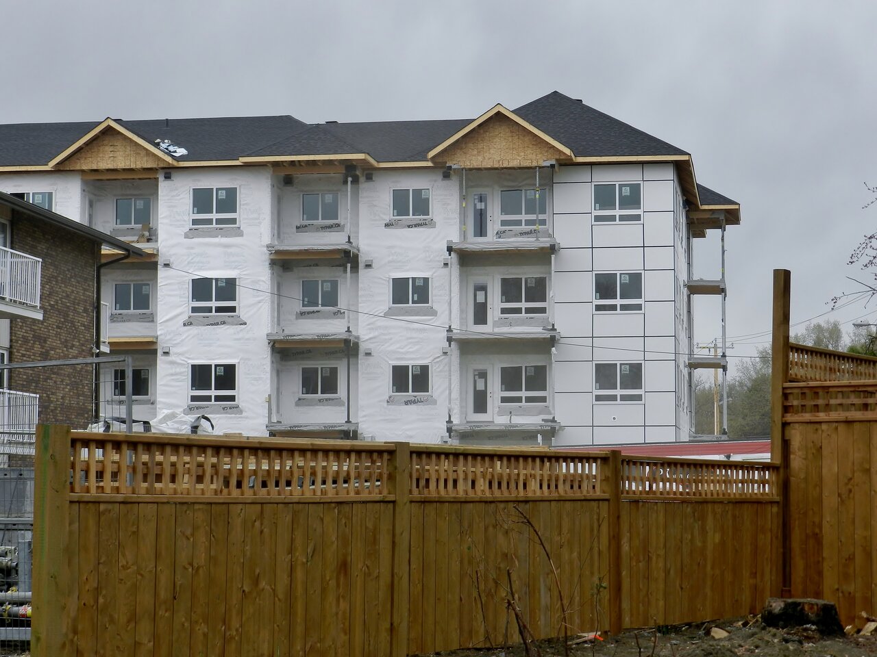 Edmonton Holyrood Court 5 ?m 4s PK Developments EFG
