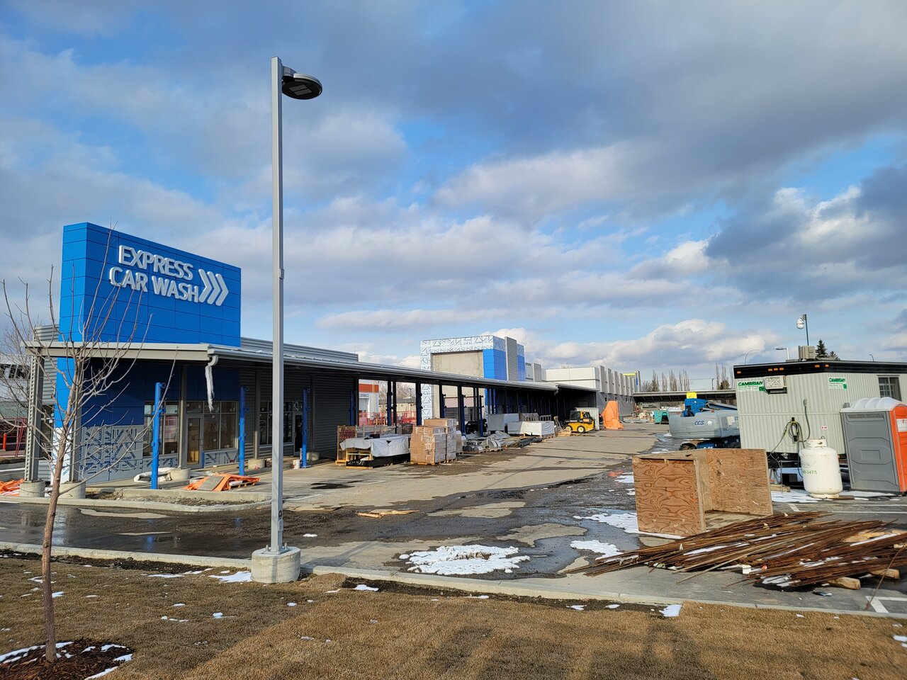 20220415_183700.jpg