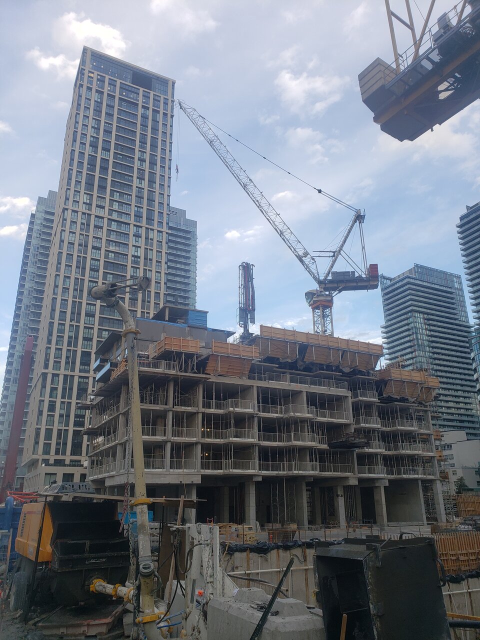 20230419_191035.jpg