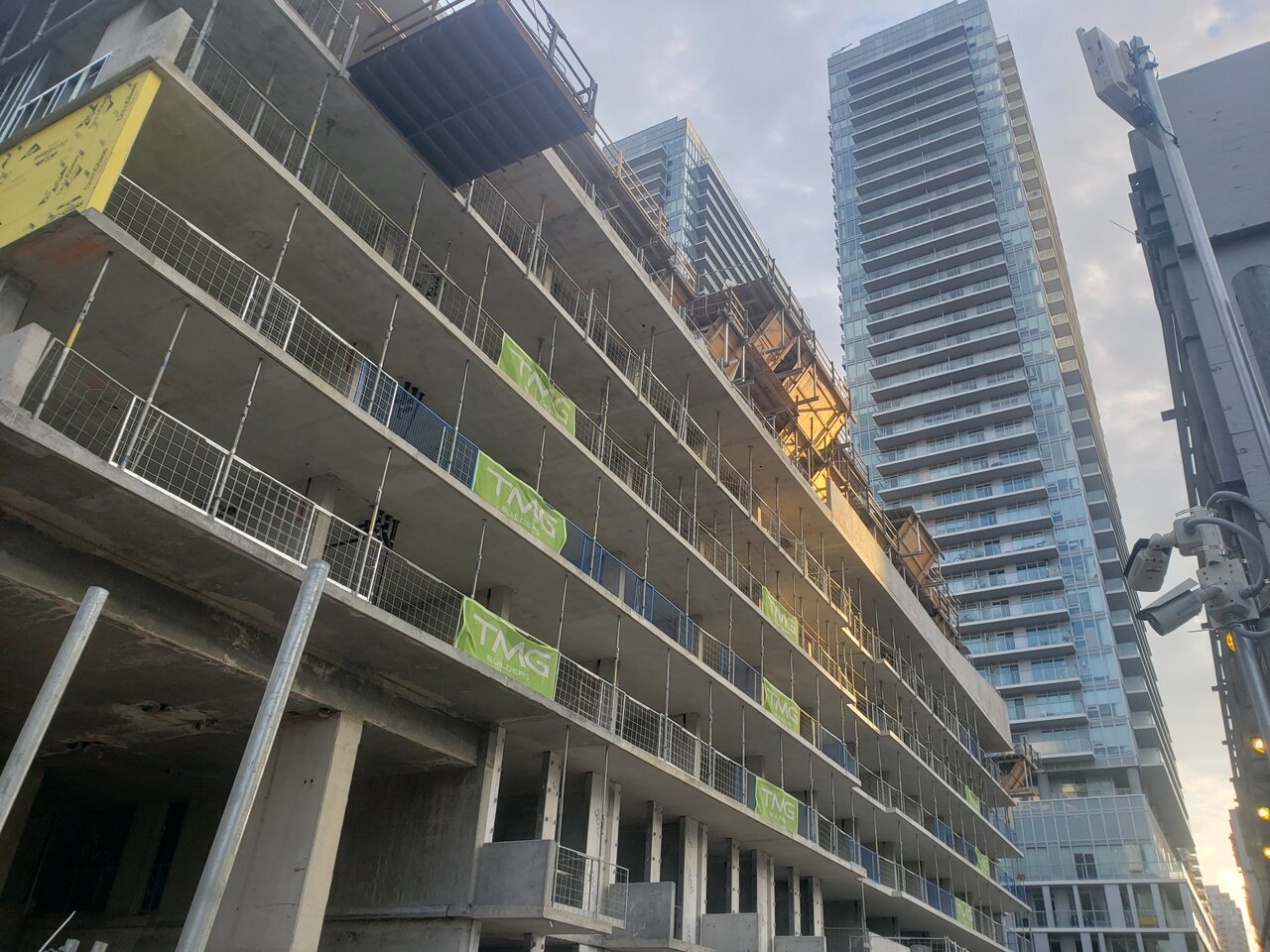 20230419_192138.jpg