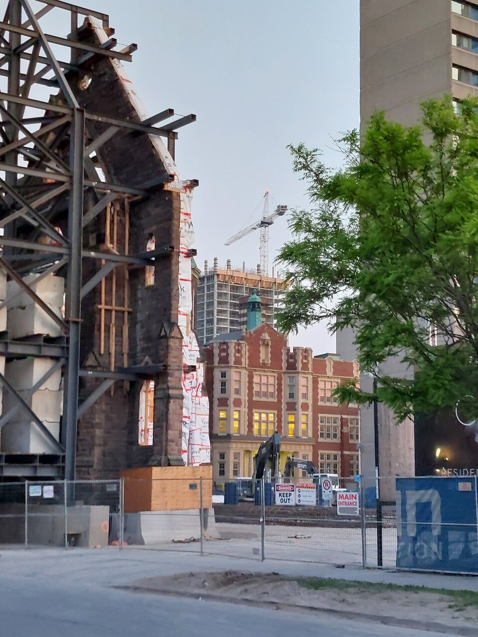 20230530_210042.jpg