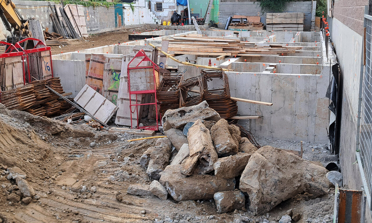 230coxwell-03.jpg