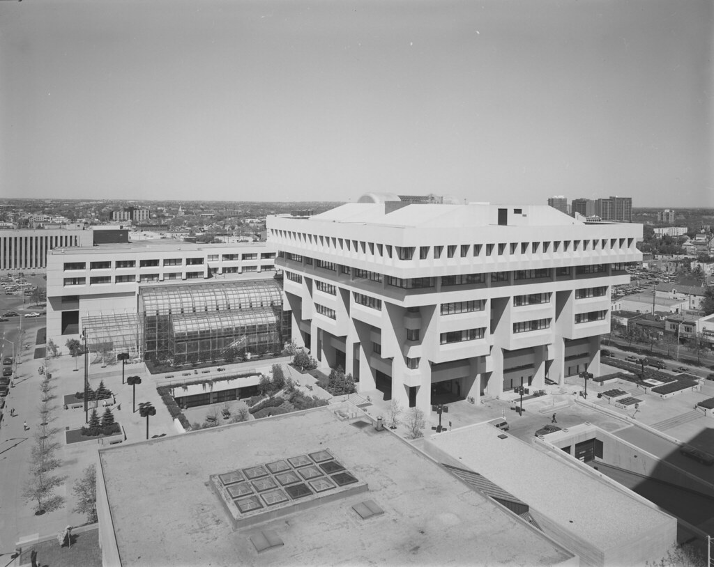 Edmonton Law Courts Galleria ?m 4s Province of Alberta Next