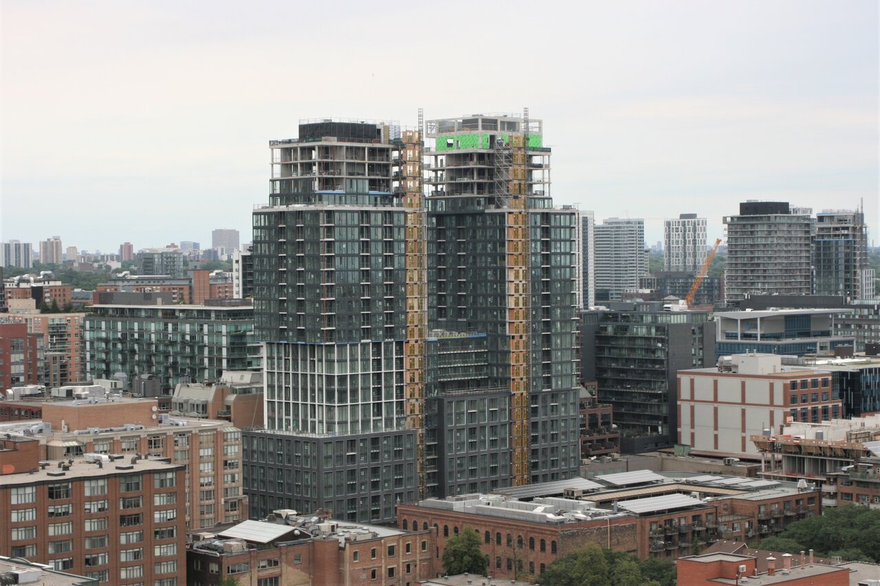 6 - St Laurence Condo.JPG