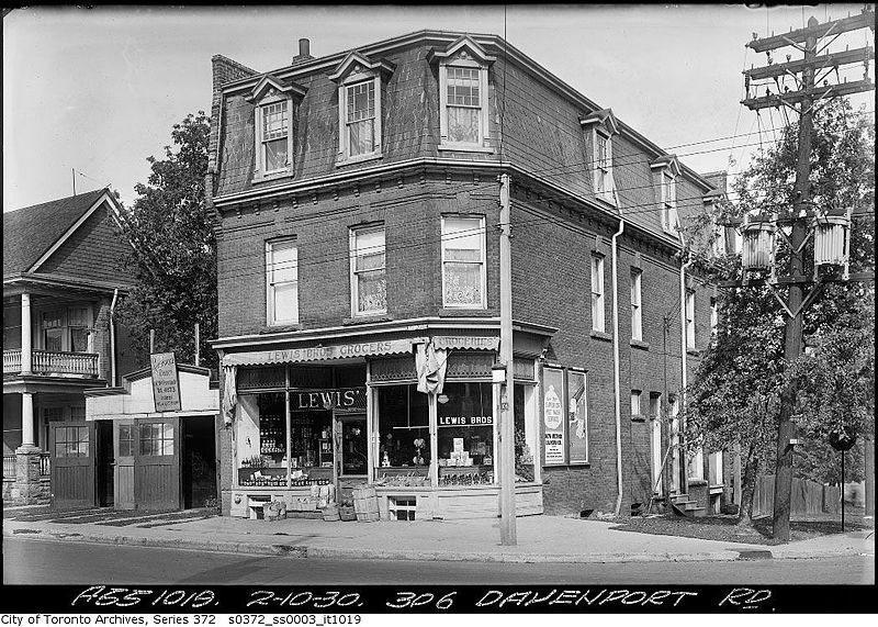800px-306_Davenport_Road_—_widening.jpg