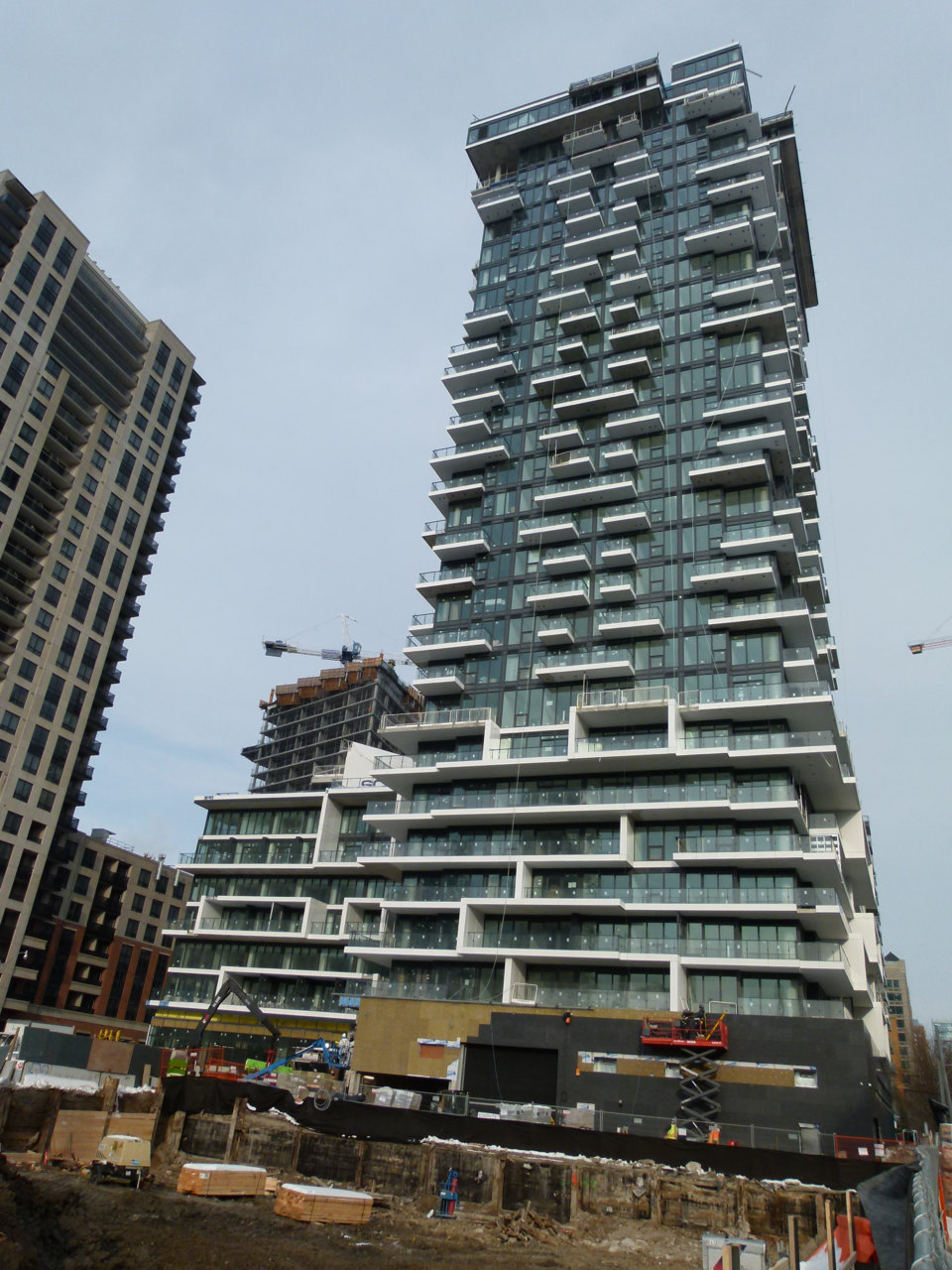88QueenNorth1.jpg