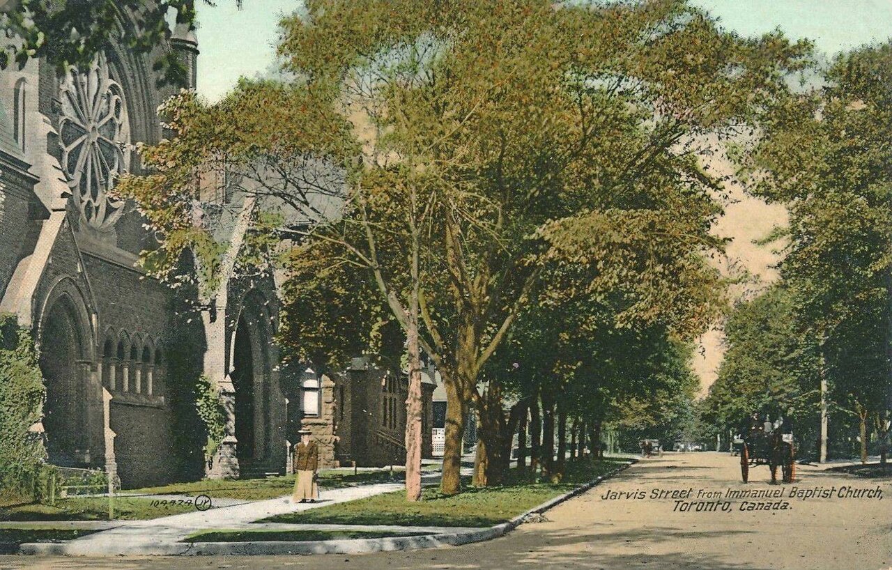 aa-postcard-toronto-jarvis-street-from-immanuel-baptist-church-ground-level-woman-walking-in-f...jpg