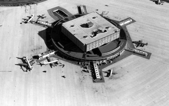 aeroquay_one_small.jpg