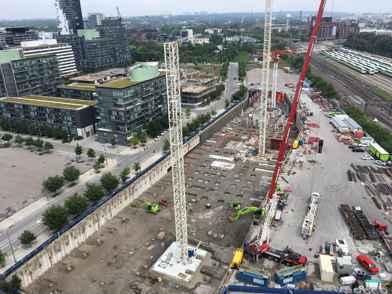 Block 8 third crane.JPG