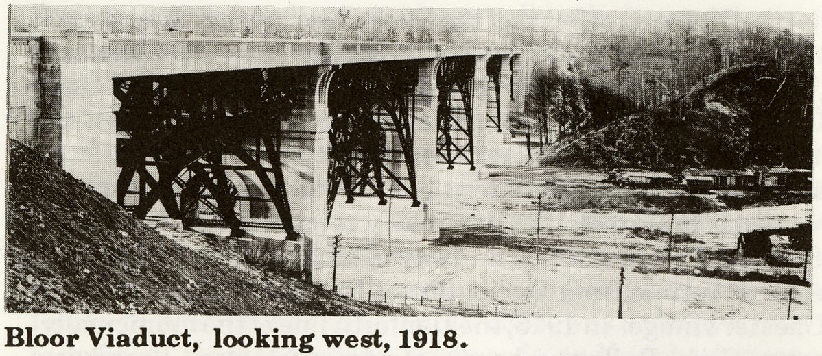 bloor viaduct and sugar loaf hill 1918.jpg
