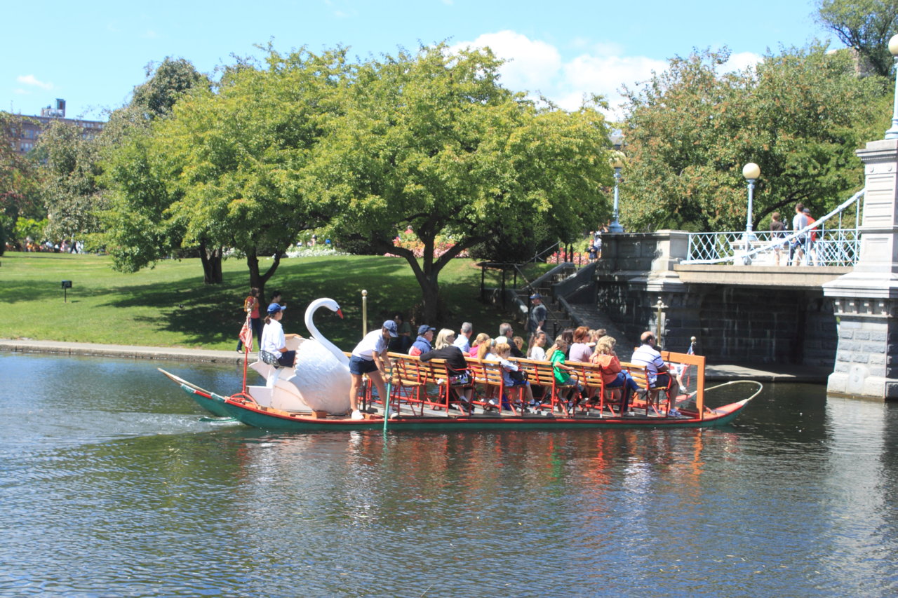 Boston_Swan_Boat_Lagoon_Bridge.jpg