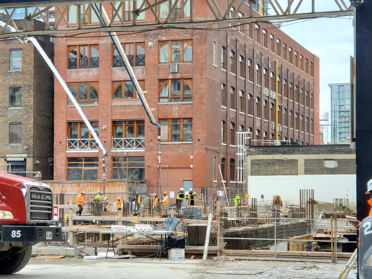 Both pumps going - from King Street.jpg