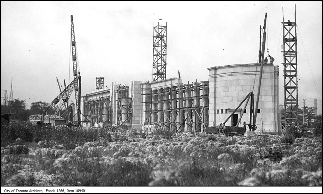 C.N.E. new eastern entrance 1927.jpg