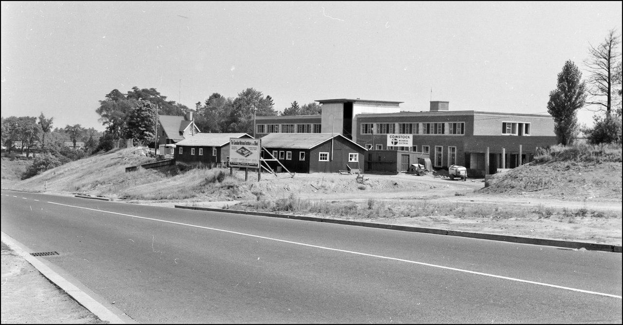 CANADIAN NATIONAL INSTITUTE FOR THE BLIND - Bayview Ave. 1955 TPL.jpg