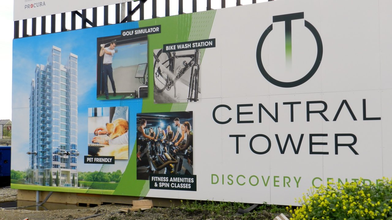 Central Tower 2 days before tenants 2019-07-30 010.JPG