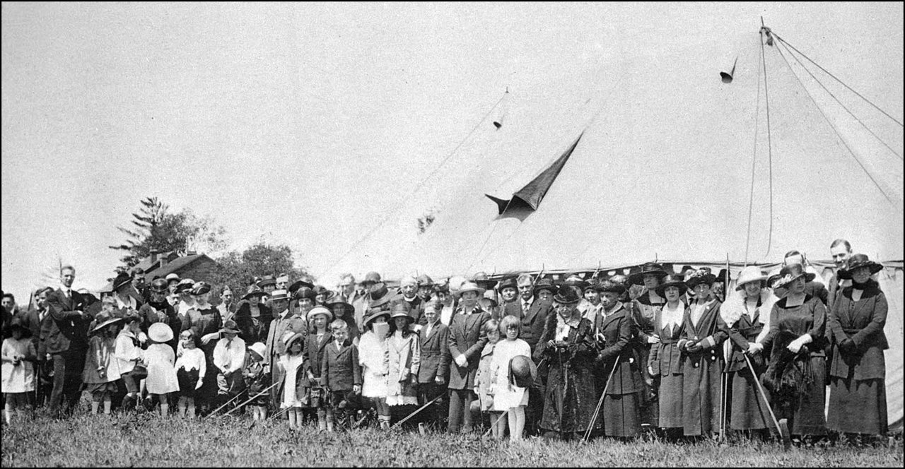 Church Of The Transfiguration, Belsize Dr. 1921 - First service of Manor Glebe Mission, on chu...jpg