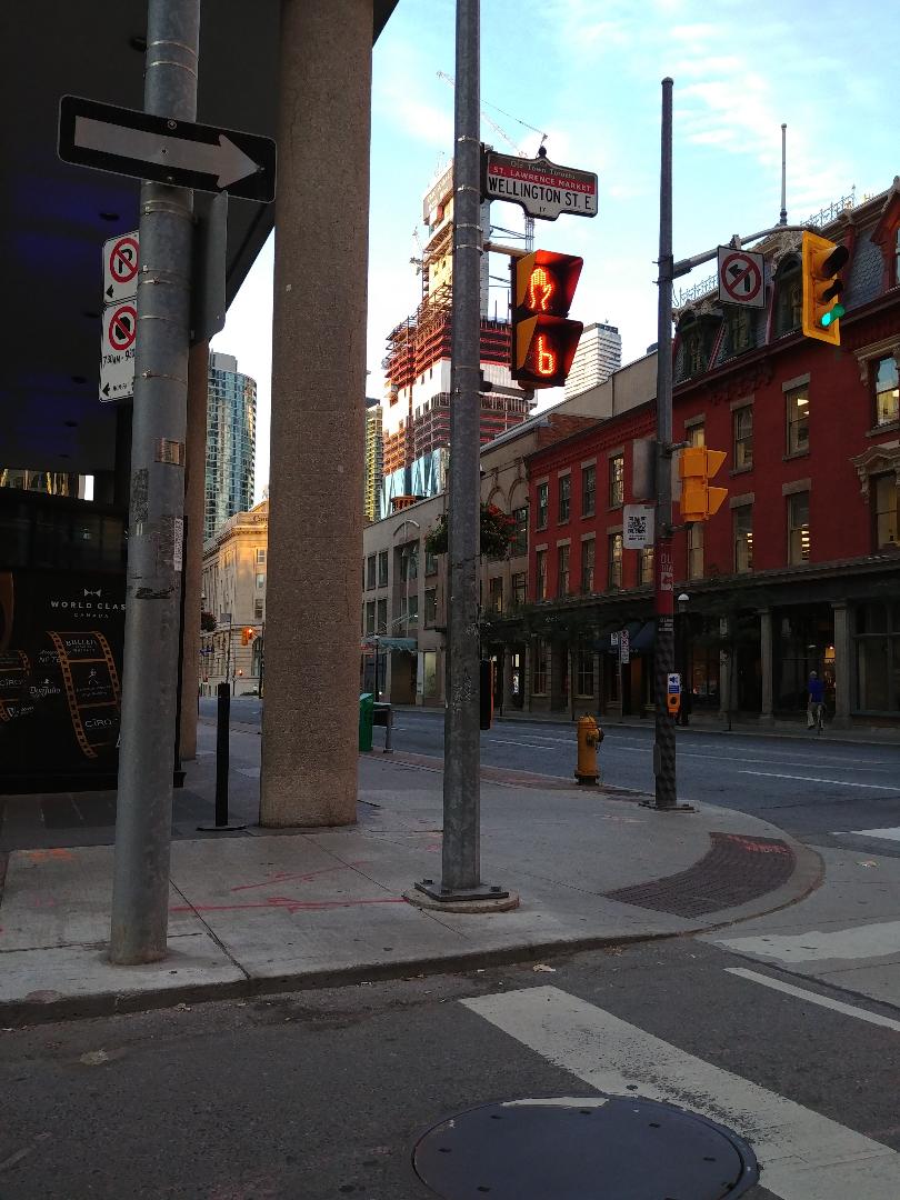 cibc square 100.jpg
