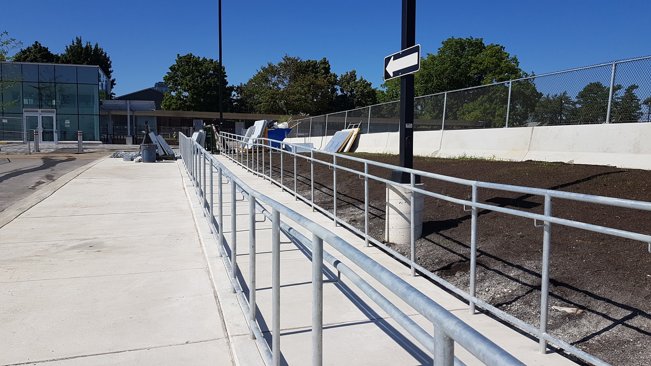 Cooksville GO SB 2.jpg