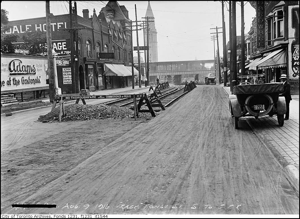 CPR Station 1916, Toronto Archives.jpg