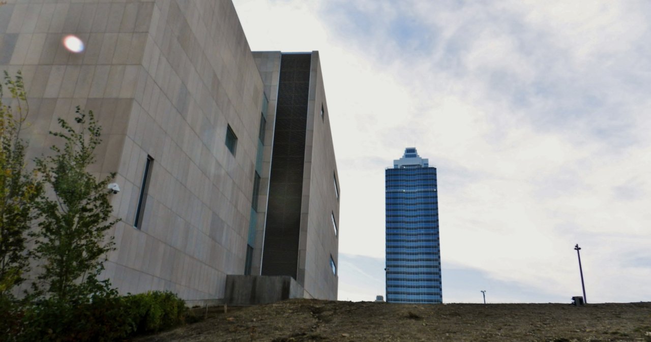 DN. downtown from Church, Farmers marketm 97 st overpass 2019-10-06 142.JPG