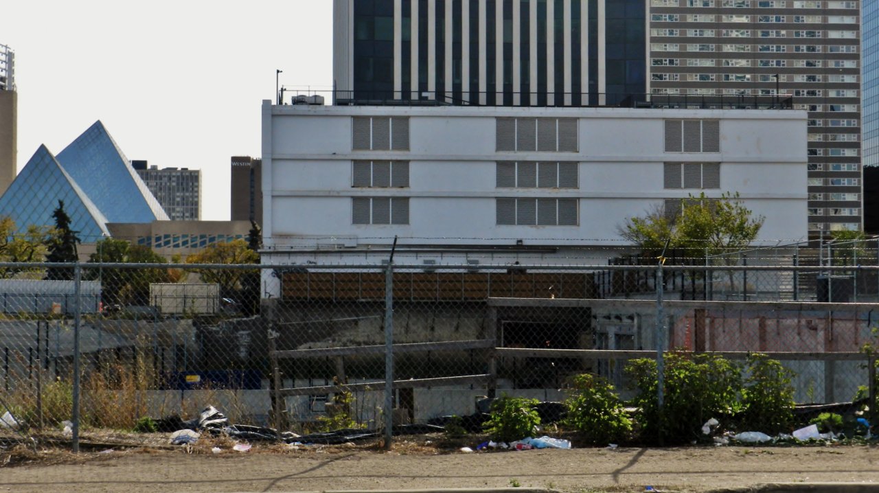 DN. downtown from Church, Farmers marketm 97 st overpass 2019-10-06 193.JPG