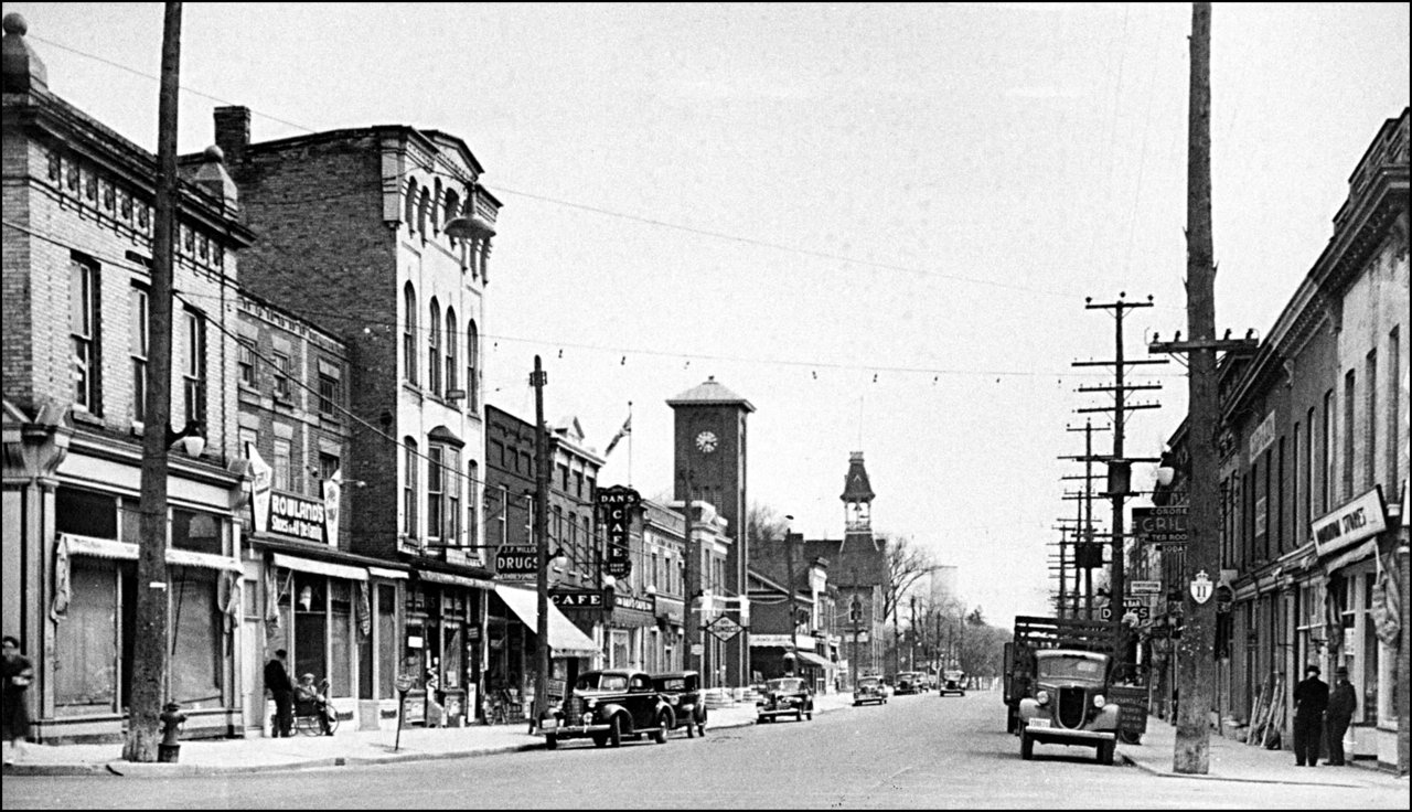 Downtown Aurora along Yonge Street, looking south from Wellington., Aurora, Ontario 1940  TPL.jpg