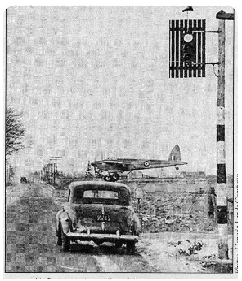 Dufferin St. stoplight at De Havilland Airport c.1940.jpg