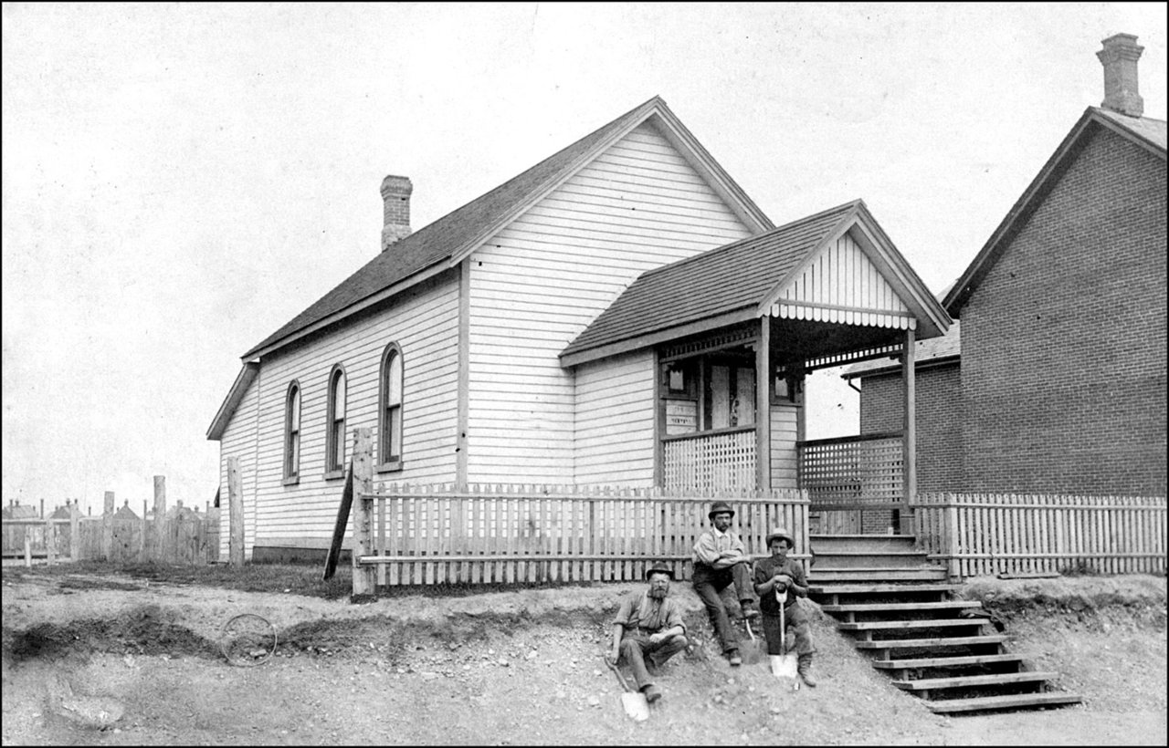 East Toronto Gospel Hall, Swanwick Ave., north side, between Kimberley and Osborne Aves. 191_?...jpg