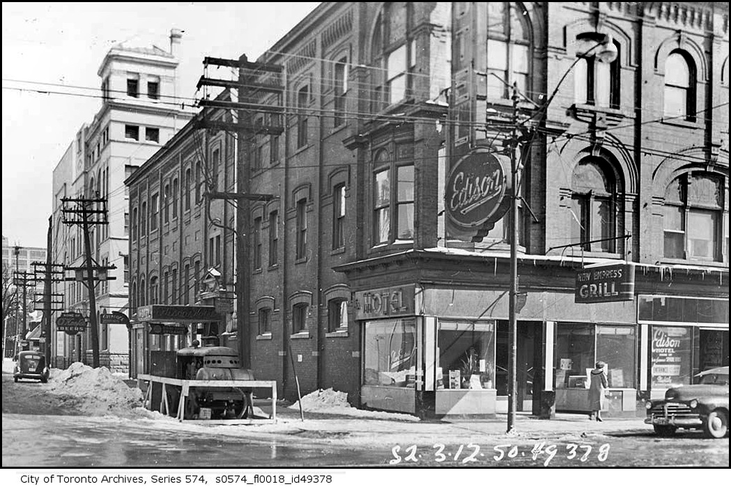 Edison Hotel S-E corner Yonge-Gould 1950.jpg