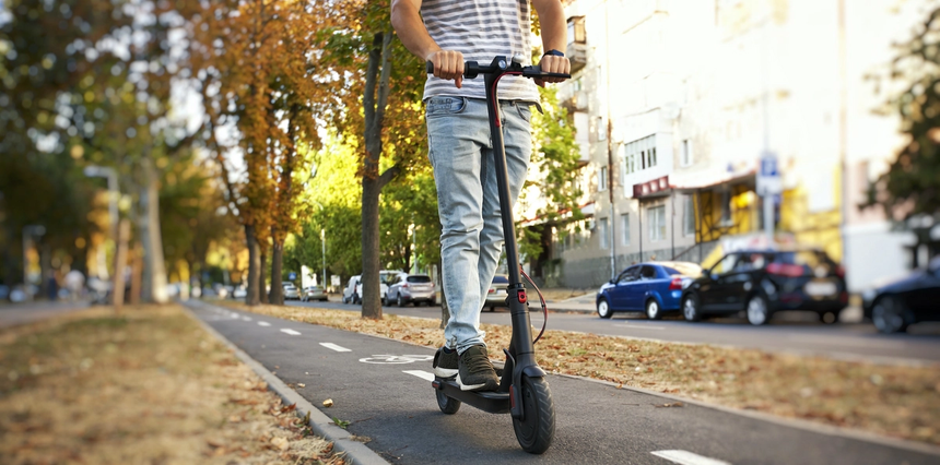 electric-scooter-in-street.png