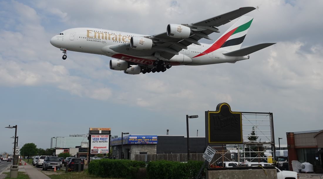 EmiratesA380_22May2024_1100pxls.jpg