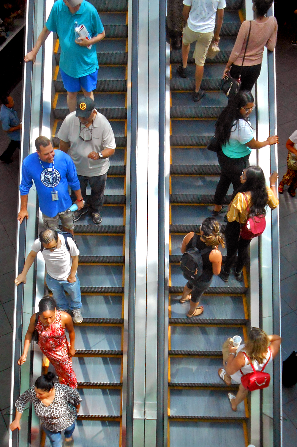 escalator.jpg