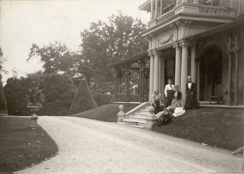 Fisken, John, 'Lawton Park', Yonge St., n.w. cor. Heath St. W.; looking s.w.1900.jpg