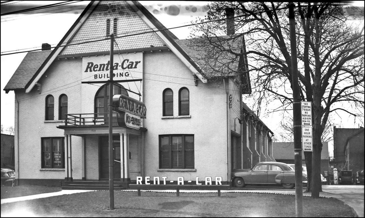 former Yorkville Baptist Church, Yonge St., west side, between Davenport Rd. & Frichot Ave. 19...jpg