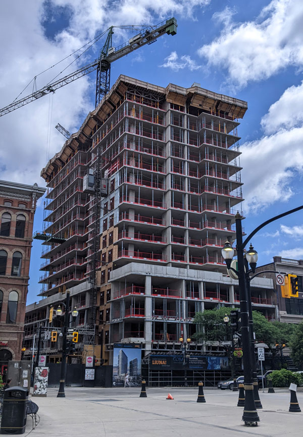 FRONT-DW-Liuna-Hamilton-45-King-web.jpg