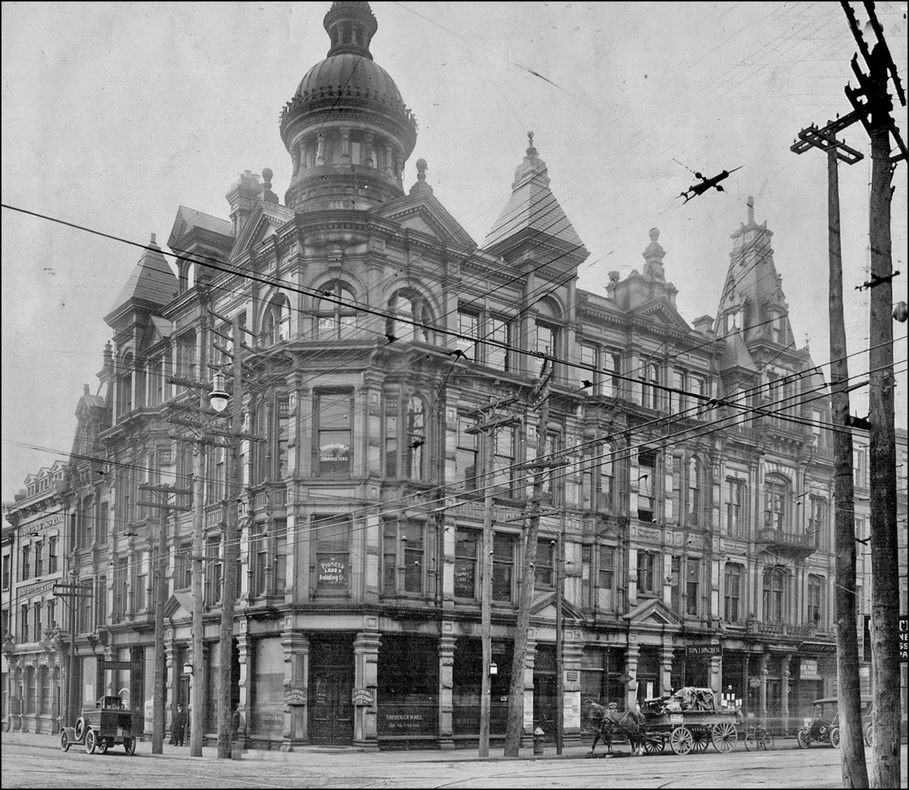 Grand Old Building 1914 unidentified by Public Library Archives.jpg